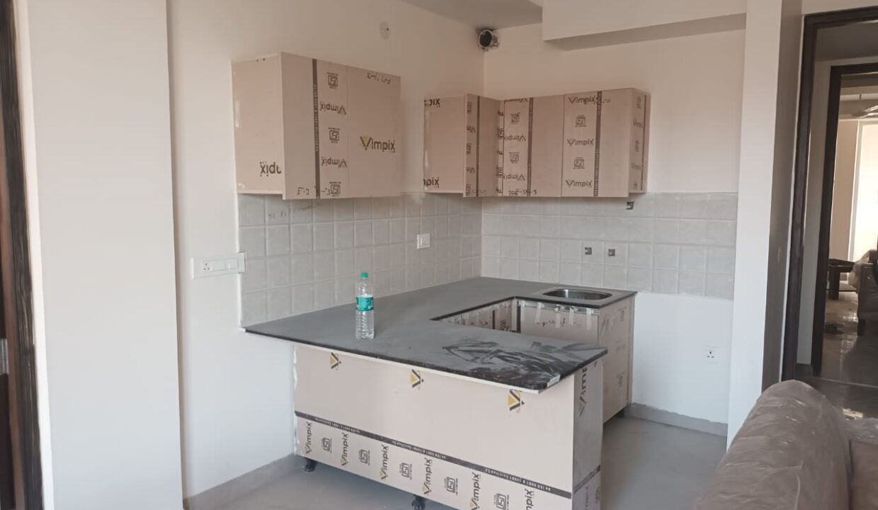 Service Apartments in Sec 43 Gurgaon 4