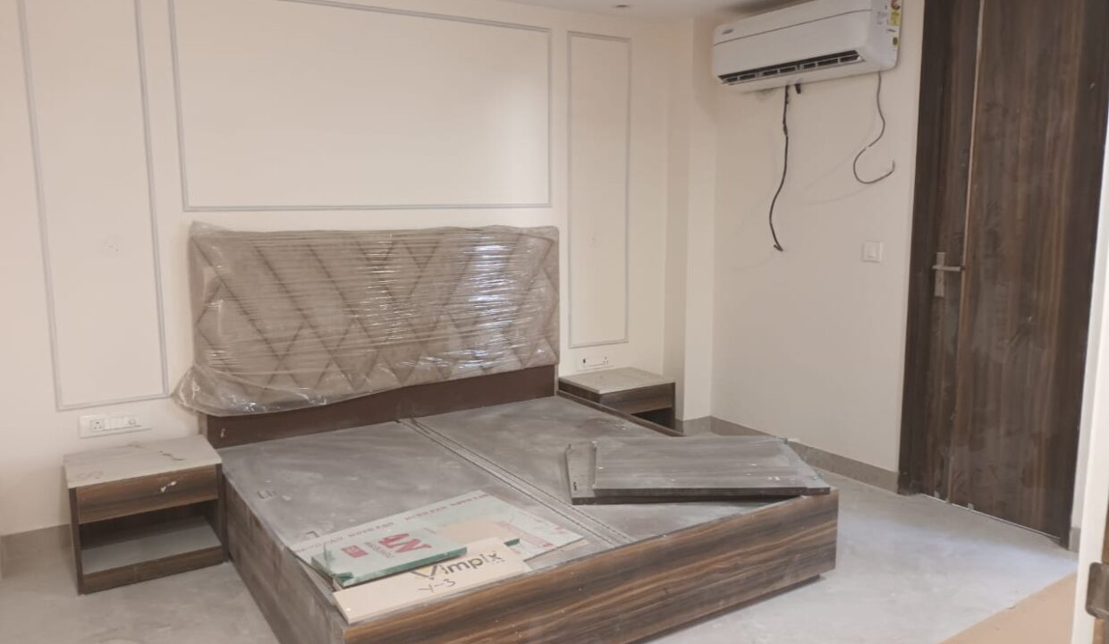 Service Apartments in Sec 43 Gurgaon 5