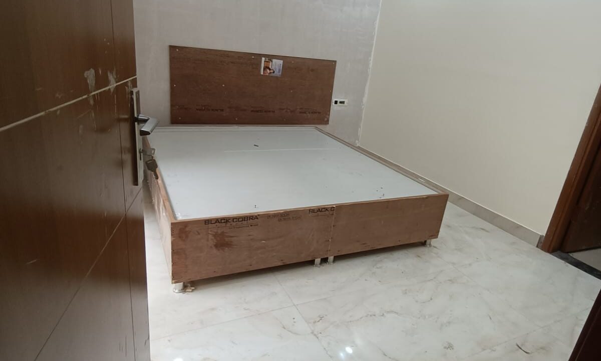 fully-furnished-22-studio-apartments-for-rent-in-gurgaon-sec-42-03