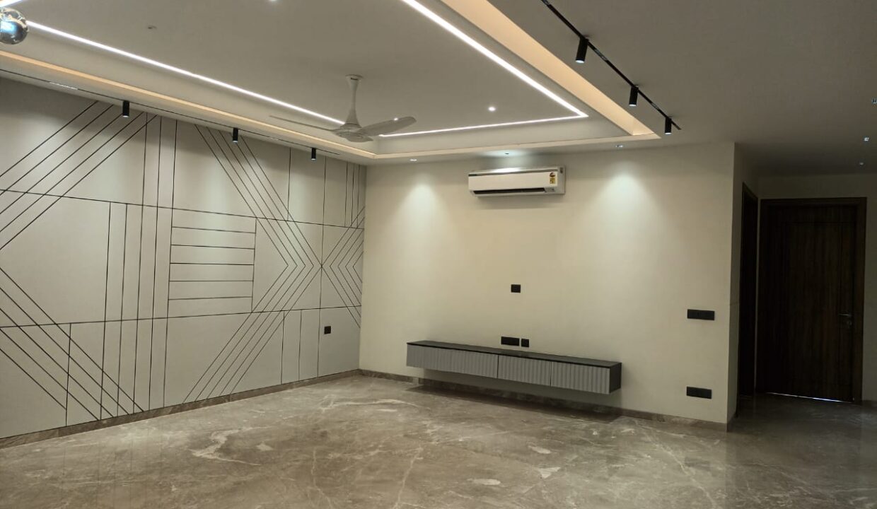 whole-building-16-bhk-semi-furnished-on-rent-gurgaon-sec-42-09